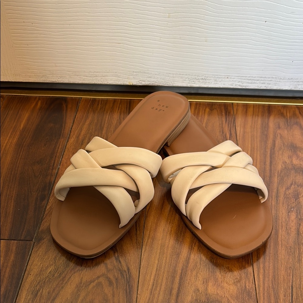 Women's Cream Slide Sandals